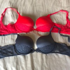 Victoria’s Secret very sexy padded demi buste coussine 34C bundle
